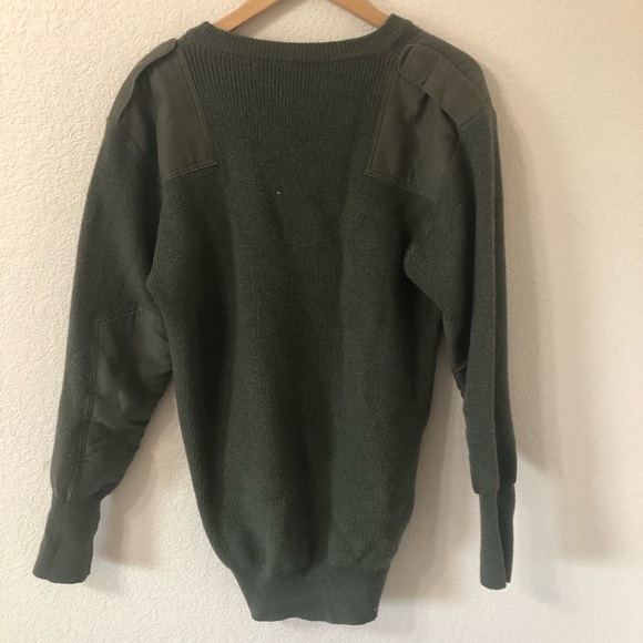 Vintage Military Streetwear Commando Sweater in Army Green - Size Medium - Picture 4 of 5